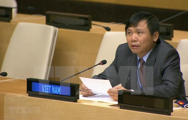 Vietnam exhorta a abordar impactos del cambio climatico para la seguridad hinh anh 1