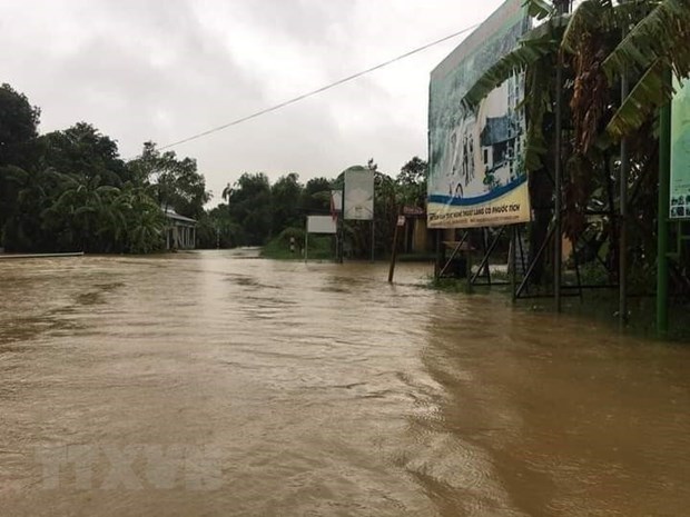 Ofrece Cruz Roja apoyos a victimas de inundaciones en region central hinh anh 1