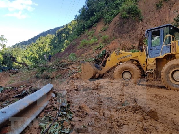 Reportan al menos 46 desaparecidos por deslizamiento de tierra en Vietnam hinh anh 1