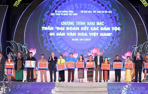 Diversas actividades en semana de “Gran solidaridad de los grupos etnicos - Patrimonio cultural de Vietnam