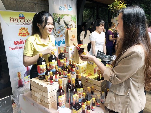 Inauguran Mercado de productos organicos de alta calidad en Ciudad Ho Chi Minh hinh anh 1