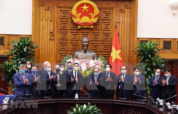 Vietnam crea condiciones favorables a inversores extranjeros, dice Premier hinh anh 1