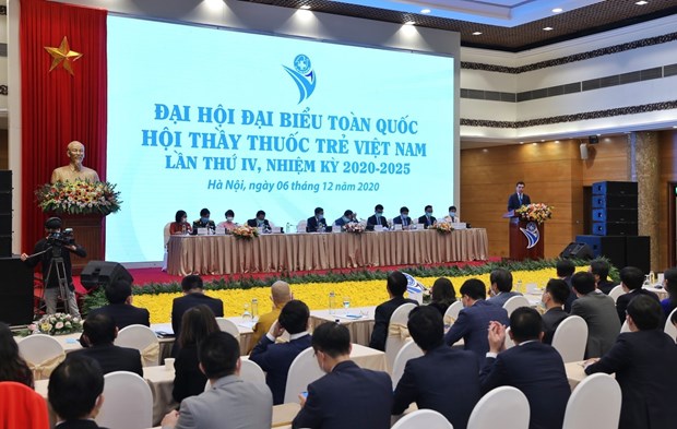 Consolidan en Vietnam papel de jovenes medicos hinh anh 1