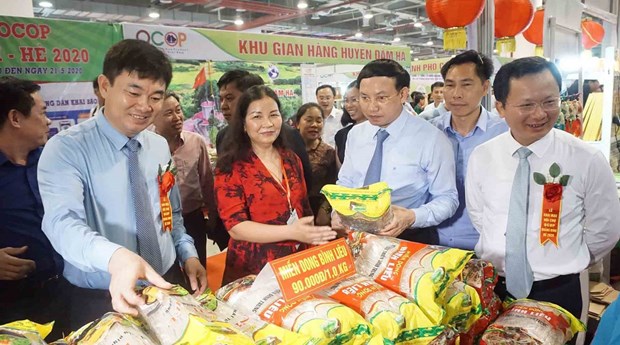 Celebran en Quang Ninh evento para estimular consumo de bienes agricolas hinh anh 1