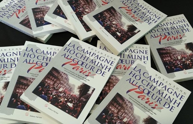Presentan en Hanoi libro "Campana Ho Chi Minh en el corazon de Paris" hinh anh 1