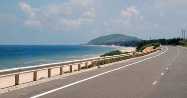 Provincia vietnamita planea construir carretera costera hinh anh 1