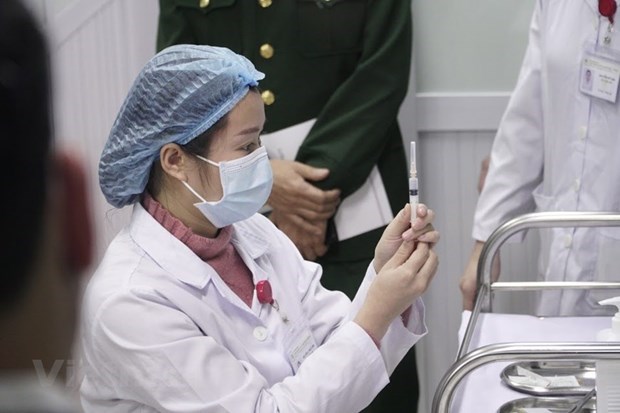 Realizaran en Vietnam segundo ensayo de vacuna anticovid en humanos antes de lo previsto hinh anh 1