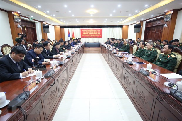Vietnam y Laos fortalecen cooperacion en defensa hinh anh 1