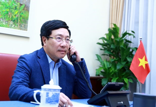 Vicepremier y canciller de Vietnam conversa con secretario de Estado Mike Pompeo sobre temas de interes comun hinh anh 1