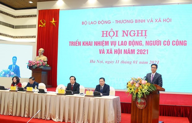 Vietnam por mejorar recursos humanos para aprovechar la cuarta revolucion industrial hinh anh 1