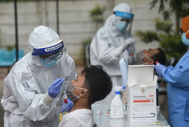 Indonesia recibe tercer lote de vacuna anti-COVID-19 hinh anh 1
