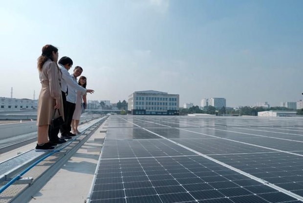 En servicio tejado solar en aeropuerto internacional de Tan Son Nhat hinh anh 1
