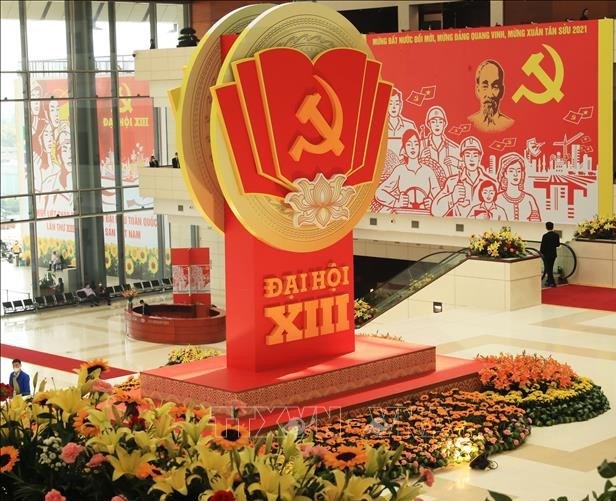 Congreso partidista garantiza estabilidad politica de Vietnam, afirma pagina Stratfor hinh anh 1