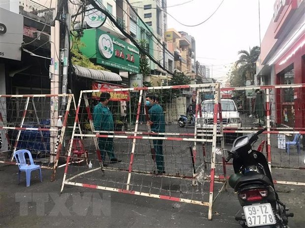 Ciudad Ho Chi Minh eleva el nivel de alerta por el COVID-19 hinh anh 1