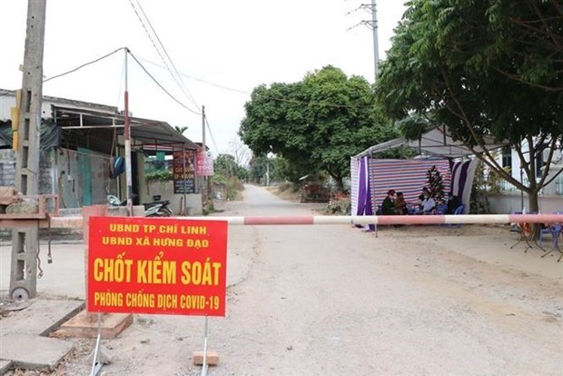 Sancionan a casos de violacion de normas contra COVID-19 en provincia vietnamita hinh anh 1