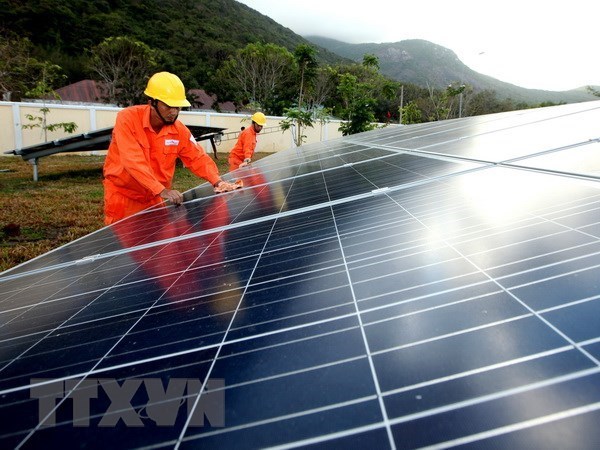 Ministerio de Industria y Comercio de Vietnam explica reduccion de centrales electricas renovables hinh anh 1