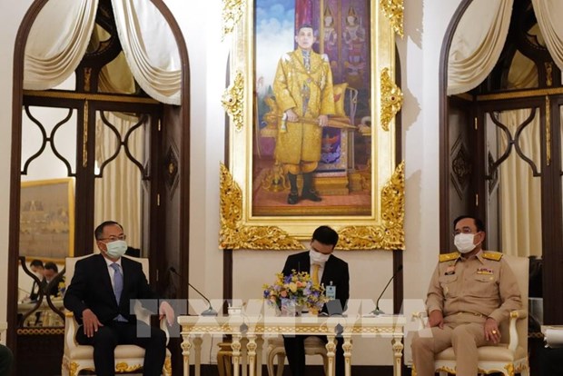 Premier de Tailandia resalta asociacion estrategica con Vietnam hinh anh 1
