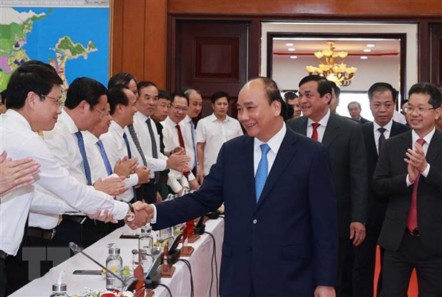 Presidente vietnamita: Da Nang y Quang Nam deben ser paraisos turisticos pospandemia hinh anh 2