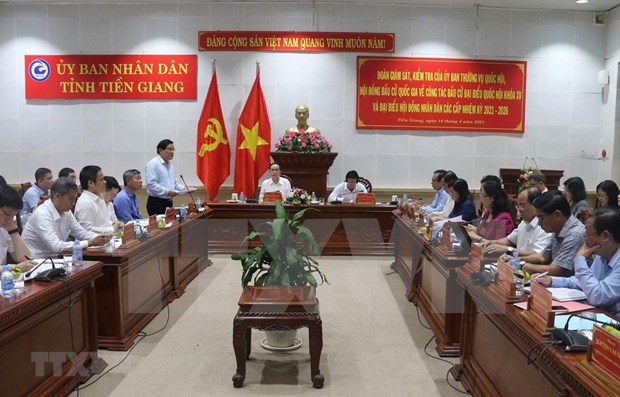 Supervisan en provincia vietnamita de Tien Giang preparativos para proximas elecciones hinh anh 1