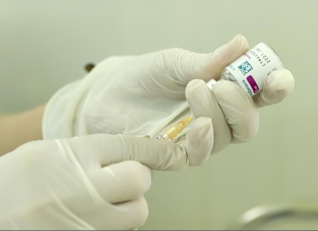 Vietnam hace todo lo posible por importar vacunas contra el COVID-19 hinh anh 1