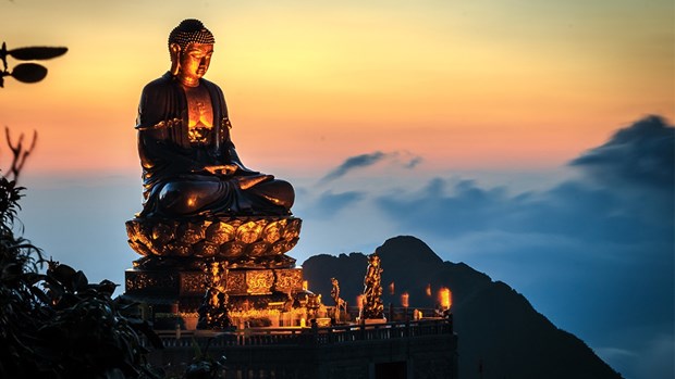 Vietnam logra record Guinness por la estatua de Buda ubicada en lugar mas alto de Asia hinh anh 1