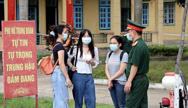 Confirma Vietnam ocho nuevos casos importados del COVID-19 hinh anh 1
