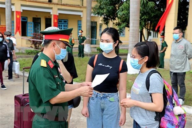 Vietnam: Otros seis casos importados del COVID-19 hinh anh 1