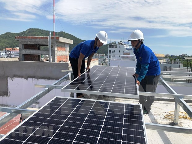 Provincia vietnamita facilita actividades de empresa britanica en energia solar hinh anh 1