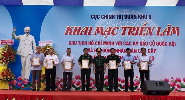 Inauguran exhibicion sobre elecciones parlamentarias de Vietnam hinh anh 1
