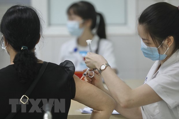 Aceleran ultima fase de ensayo clinico de vacuna vietnamita contra el COVID-19 hinh anh 1