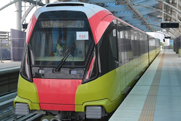 Ponen a prueba funcionamiento de seccion elevada de tren urbano Nhon-Hanoi hinh anh 3