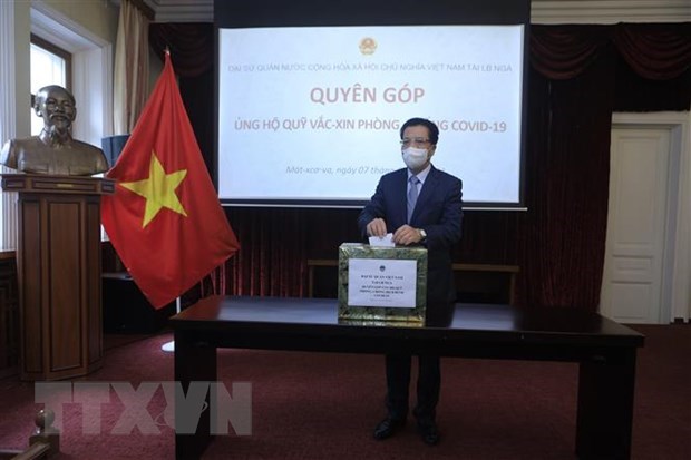 Vietnam pide apoyo de Rusia en produccion de vacunas hinh anh 1