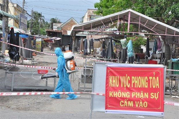 Provincia vietnamita de Tien Giang se esfuerza por controlar COVID-19 hinh anh 1