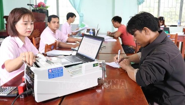 Casi 1,3 millones de hogares pobres en Vietnam se benefician de politicas de apoyo hinh anh 1