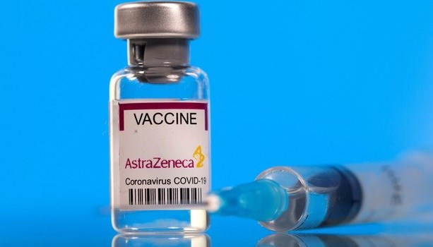 Arriba a Vietnam tercer lote de vacuna AstraZeneca donado por Japon hinh anh 2