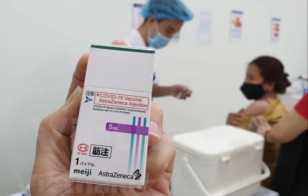 Japon obsequiara otro millon de dosis de la vacuna contra COVID-19 a Vietnam hinh anh 1
