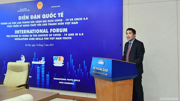 Buscan desarrollar habilidades esenciales para jovenes vietnamitas en la era digital hinh anh 1