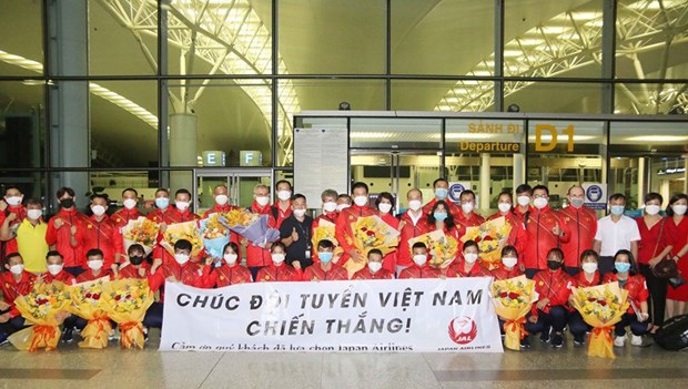 Delegacion vietnamita llega a Tokio para los Juegos Olimpicos hinh anh 1