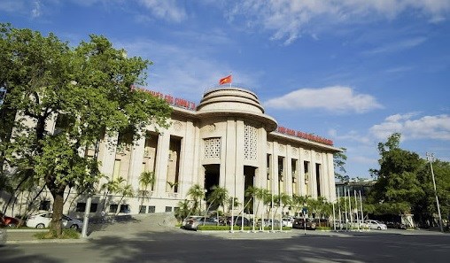 Banco Estatal de Vietnam continua regulando el tipo de cambio hinh anh 1