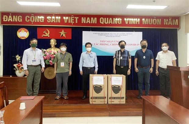 Vietnamitas en ultramar apoyan lucha contra el COVID-19 en su pais de origen hinh anh 1