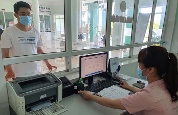 Vietnam busca garantizar beneficios para titulares de tarjetas de seguro medico hinh anh 1