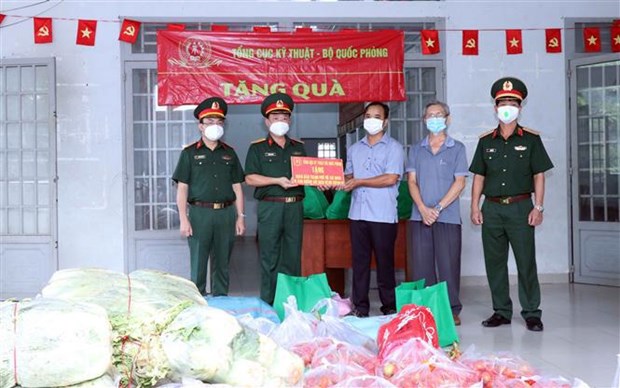 Lanza Ciudad Ho Chi Minh paquete de apoyo para afectados por COVID-19 hinh anh 1