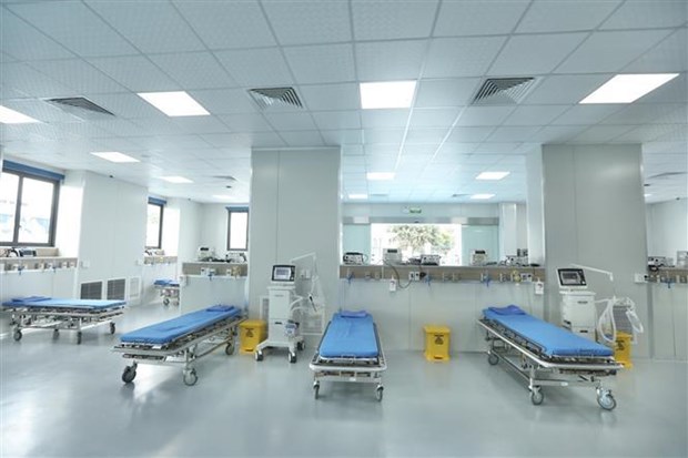 Ponen en marcha nuevo hospital para tratamiento del COVID-19 en Hanoi hinh anh 2