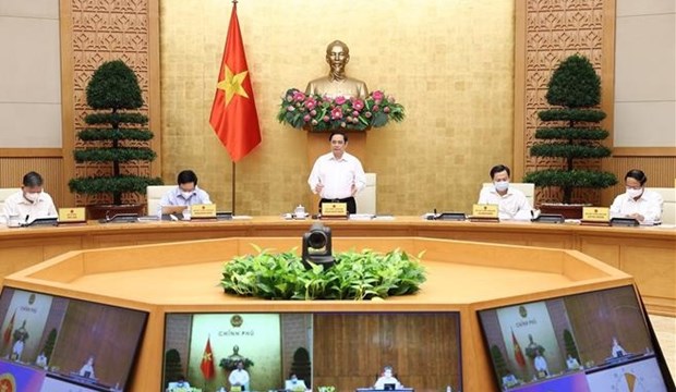 Gobierno de Vietnam analiza soluciones para desarrollo socioeconomico nacional hinh anh 1