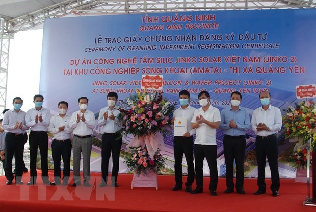 Provincia vietnamita aprueba proyecto millonario de obleas de silicio hinh anh 1