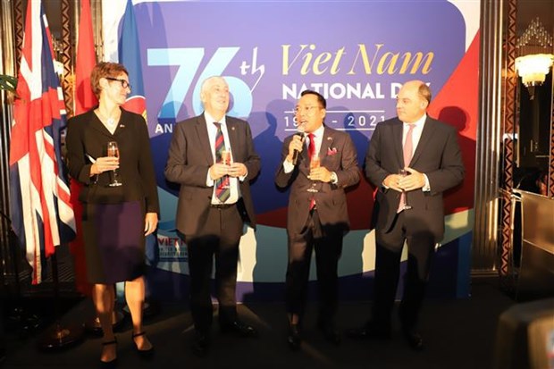 Celebran en Londres el Dia Nacional de Vietnam hinh anh 1