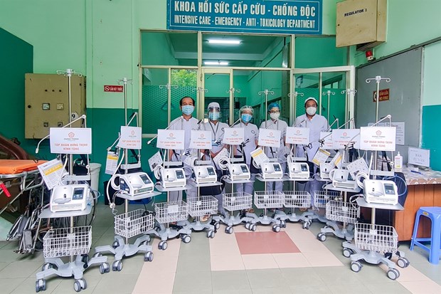 Empresas ayudan a Ciudad Ho Chi Minh a repeler la pandemia hinh anh 1