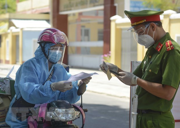 Reciben vacuna contra COVID-19 la mayoria de transportistas en Ciudad Ho Chi Minh hinh anh 1