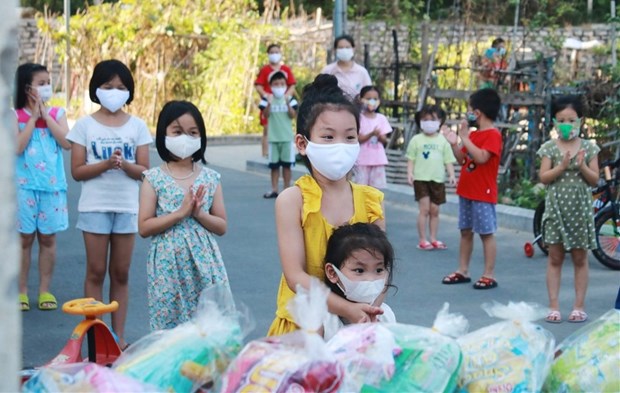 Ninos huerfanos por el COVID-19 necesitan atencion especial en Vietnam hinh anh 1