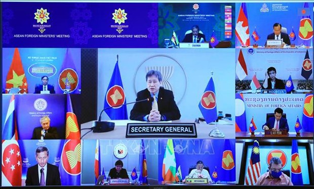 Cancilleres de la ASEAN realzan mantenimiento de multilateralizacion hinh anh 1